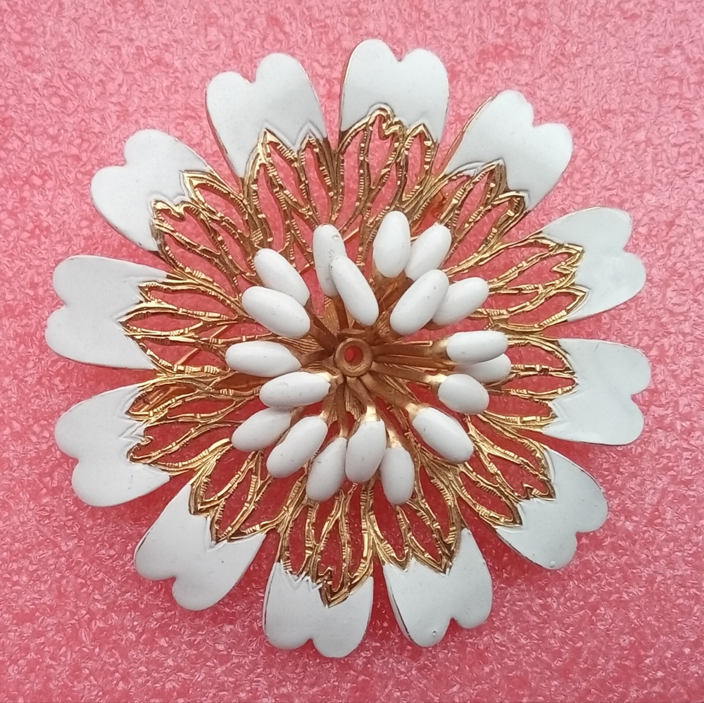 Vintage Floral Brooch with Gold and White Enamel Accents